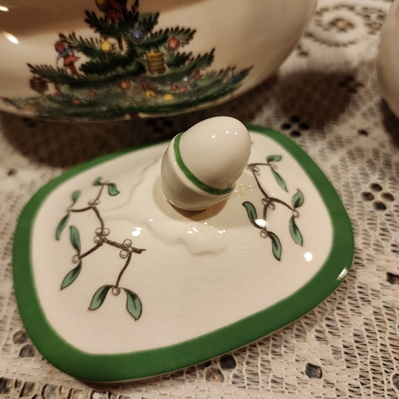 Spode Christmas Tree Creamer and Sugar Set - Picture 8 of 12